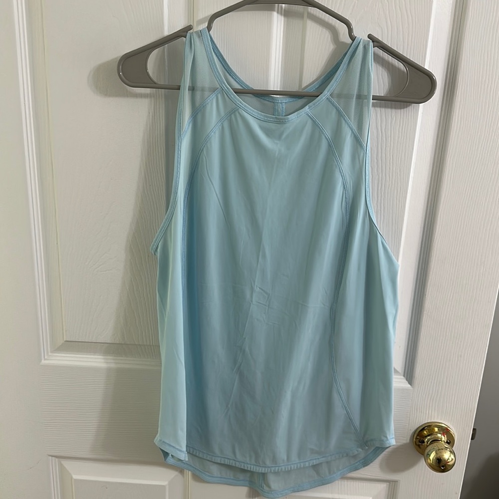 Lululemon Sculpt tank